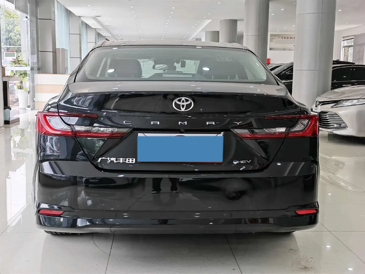 2024 Toyota Camry 2.0L 152HP L4 E-CVT Hybrid,autocango,china used car exporter,china ev exporter,chinese used car exporter,chinese used ev exporter