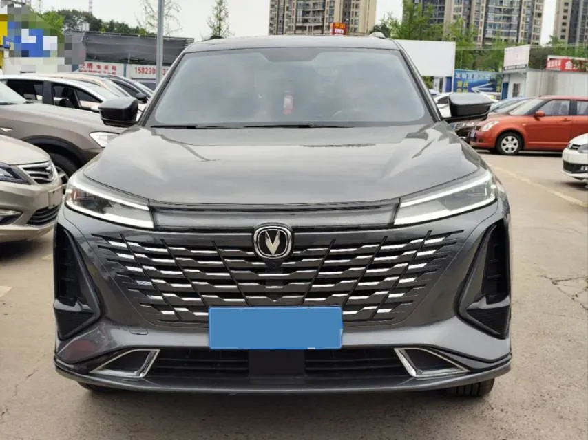 2023 ChangAn CS75 Plus 1.5T 188HP L4 8AT,autocango,china used car exporter,china ev exporter,chinese used car exporter,chinese used ev exporter