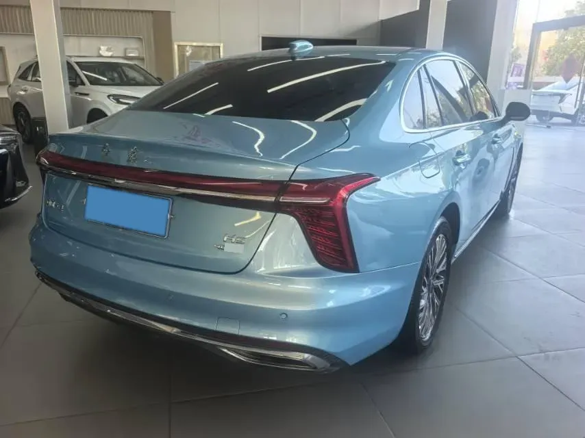 2023 HongQi H5 2.0T 224HP L4 8AT,autocango,china used car exporter,china ev exporter,chinese used car exporter,chinese used ev exporter