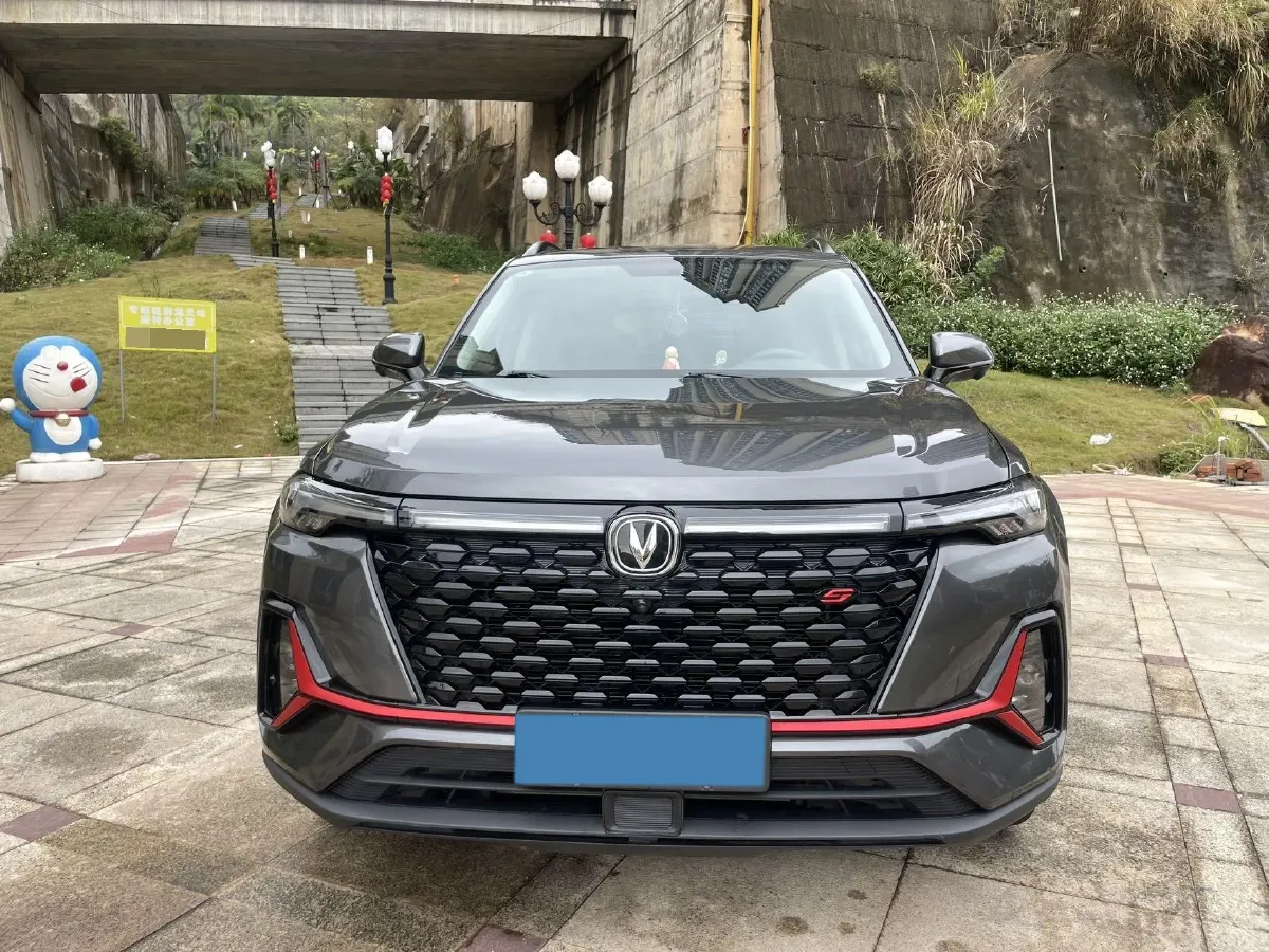 2021 ChangAn CS35 Plus 1.4T 160HP L4 7DCT,autocango,china used car exporter,china ev exporter,chinese used car exporter,chinese used ev exporter