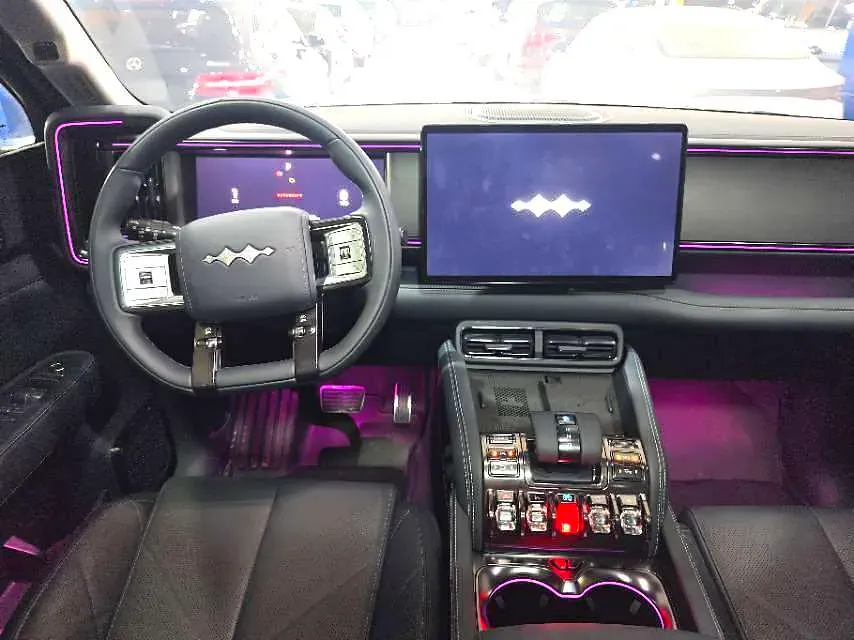 2023 FangChengBao Bao 5 1.5T 194HP L4 E-CVT PHEV 31.8KWH,autocango,china used car exporter,china ev exporter,chinese used car exporter,chinese used ev exporter