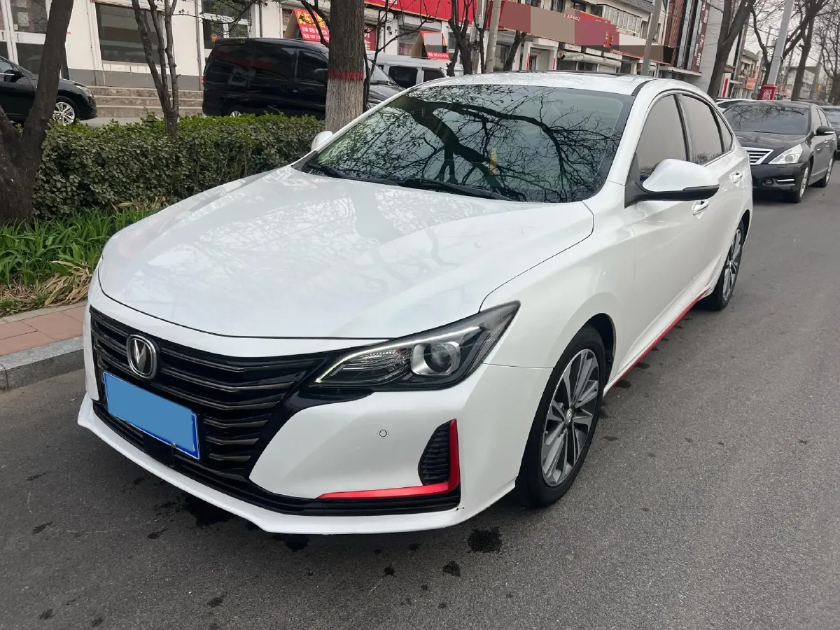 2021 ChangAn Raeton CC 1.5T 180HP L4 7DCT,autocango,china used car exporter,china ev exporter,chinese used car exporter,chinese used ev exporter