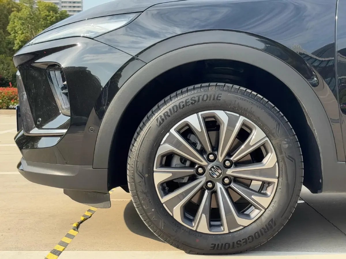 2024 Buick EnvisionPlus 2.0T 237HP L4 9AT,autocango,china used car exporter,china ev exporter,chinese used car exporter,chinese used ev exporter