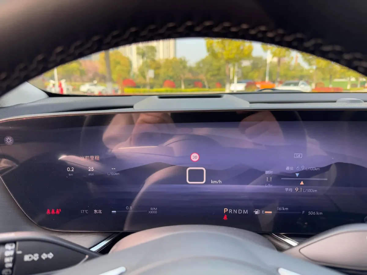 2024 Buick EnvisionPlus 2.0T 237HP L4 9AT,autocango,china used car exporter,china ev exporter,chinese used car exporter,chinese used ev exporter