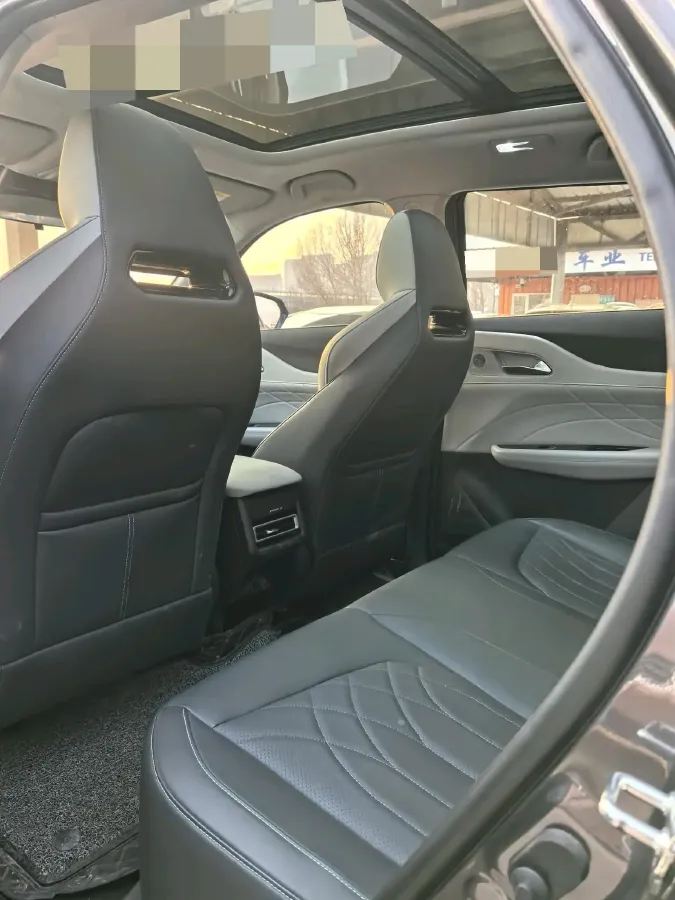 2024 ChangAn UNI-Z 1.5L 98HP L4 E-CVT PHEV 18.4KWH,autocango,china used car exporter,china ev exporter,chinese used car exporter,chinese used ev exporter