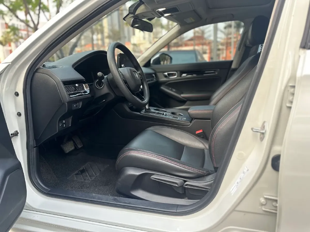 2022 Honda Civic 1.5T 182HP L4 CVT,autocango,china used car exporter,china ev exporter,chinese used car exporter,chinese used ev exporter