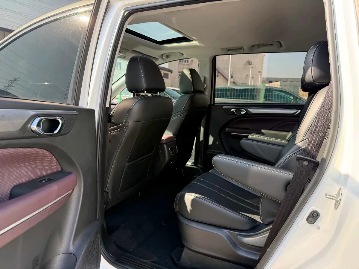 2023 GAC Trumpchi M6 1.5T 177HP L4 7DCT,autocango,china used car exporter,china ev exporter,chinese used car exporter,chinese used ev exporter