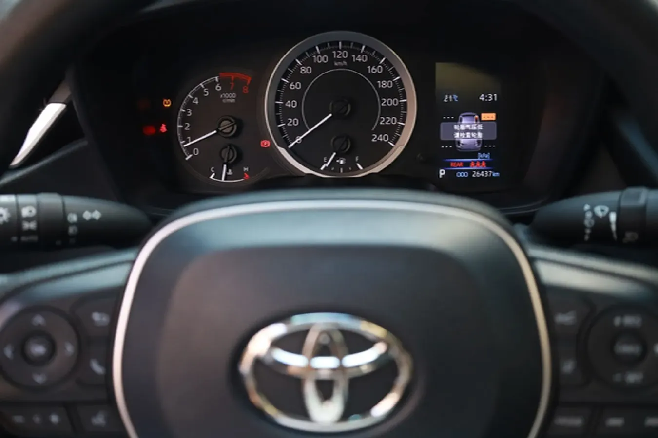 2022 Toyota Corolla 1.2T 116HP L4 CVT,autocango,china used car exporter,china ev exporter,chinese used car exporter,chinese used ev exporter