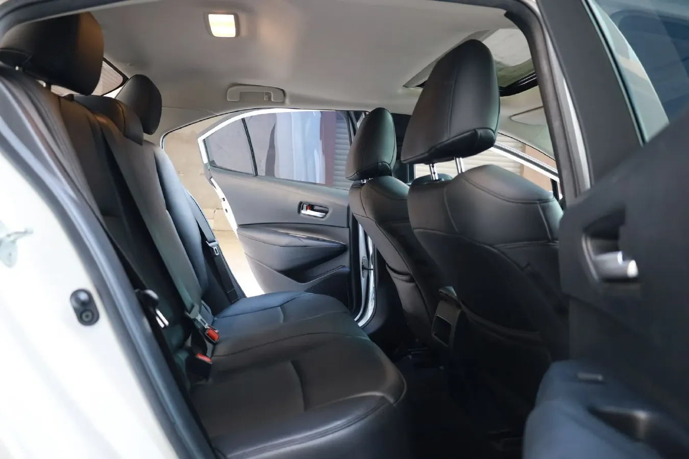 2022 Toyota Corolla 1.2T 116HP L4 CVT,autocango,china used car exporter,china ev exporter,chinese used car exporter,chinese used ev exporter