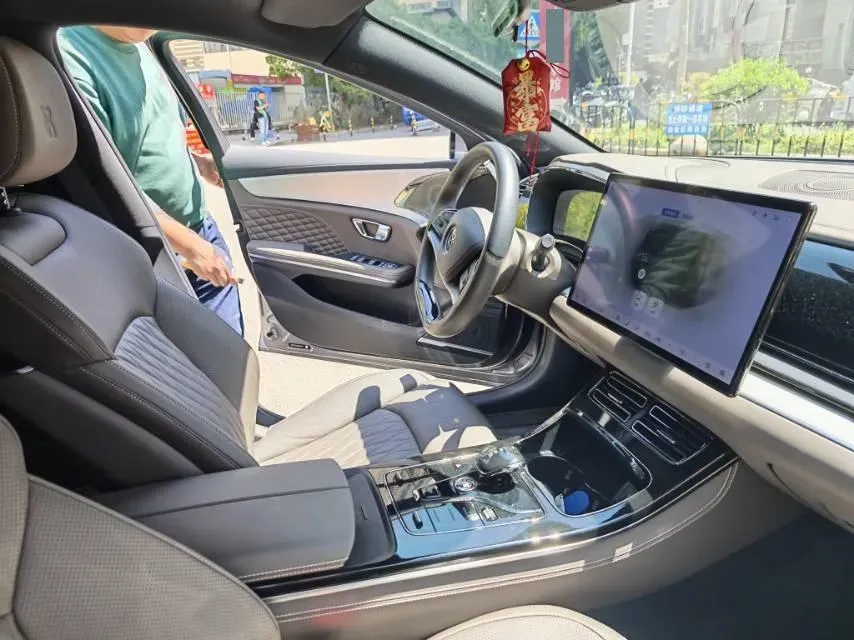 2024 BYD Han 1.5T 139HP L4 E-CVT PHEV 18.316KWH,autocango,china used car exporter,china ev exporter,chinese used car exporter,chinese used ev exporter