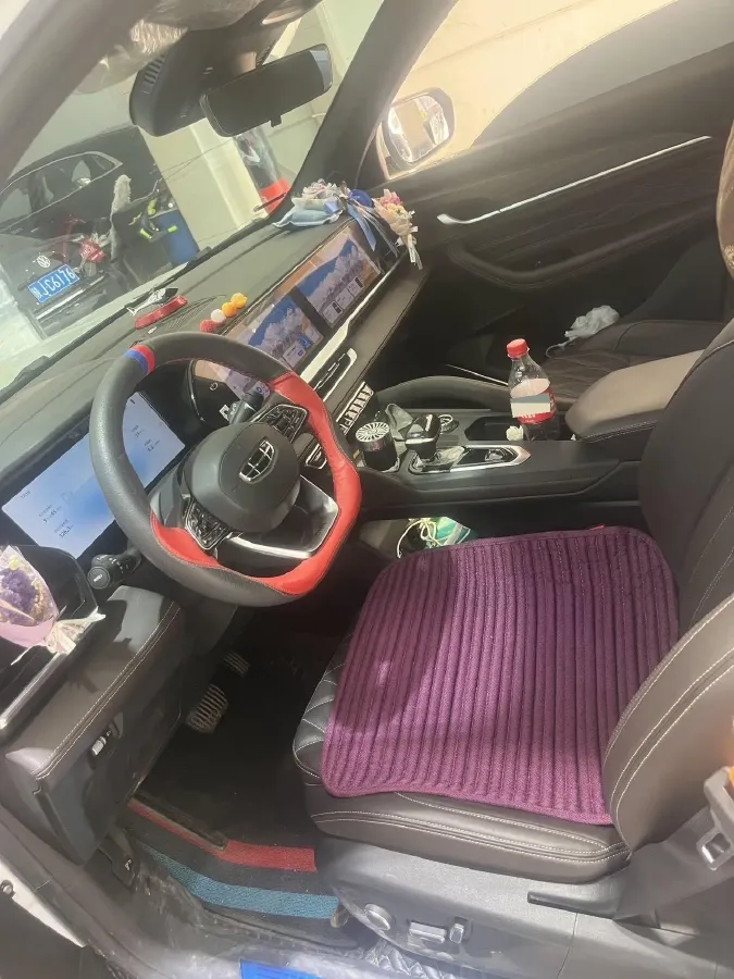 2025 Geely Monjaro 2.0T 238HP L4 8AT,autocango,china used car exporter,china ev exporter,chinese used car exporter,chinese used ev exporter