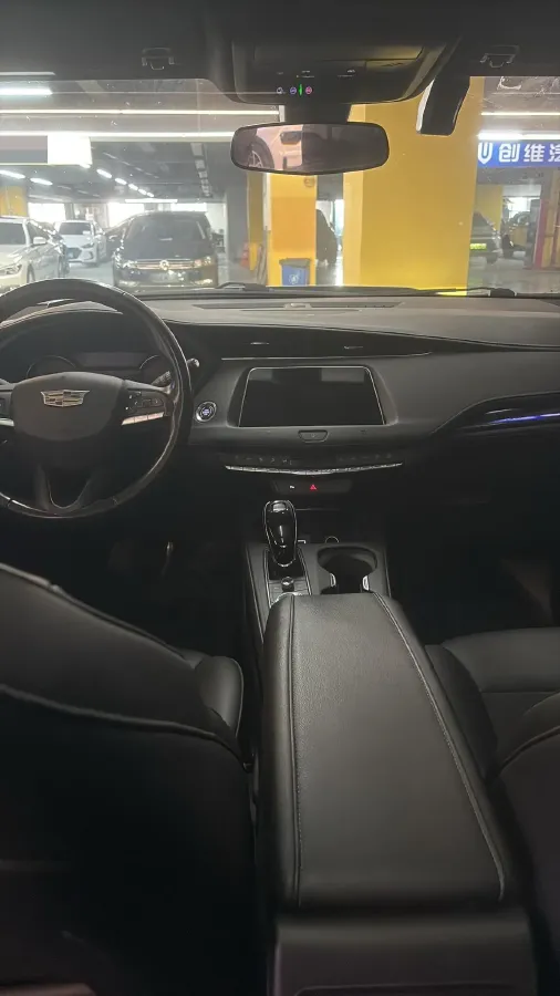 2021 Cadillac XT4 2.0T 237HP L4 9AT,autocango,china used car exporter,china ev exporter,chinese used car exporter,chinese used ev exporter