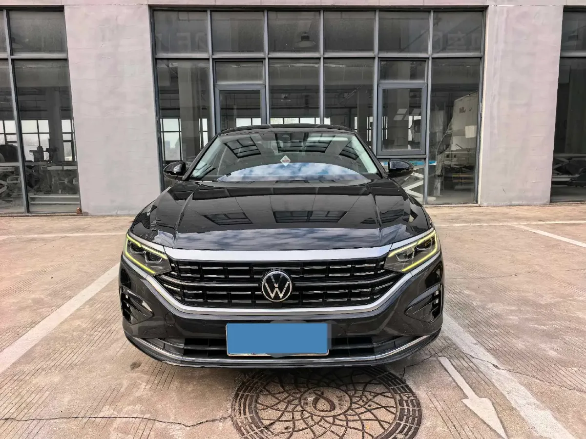 2022 Xpeng P7 BEV 60.2KWH,autocango,china used car exporter,china ev exporter,chinese used car exporter,chinese used ev exporter