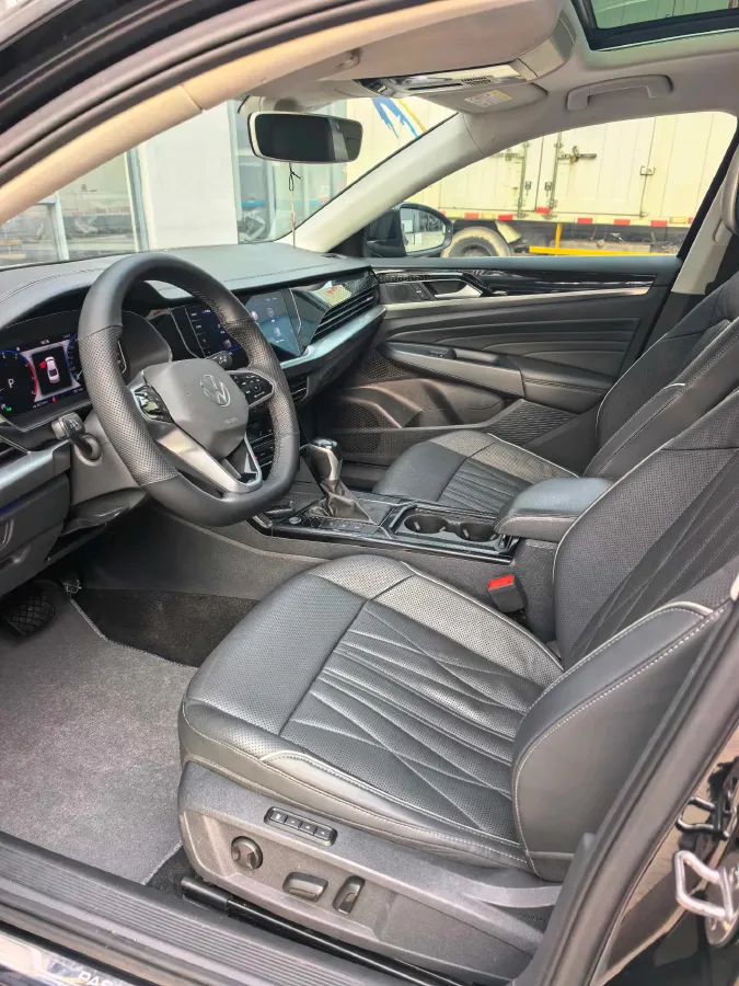 2022 Xpeng P7 BEV 60.2KWH,autocango,china used car exporter,china ev exporter,chinese used car exporter,chinese used ev exporter