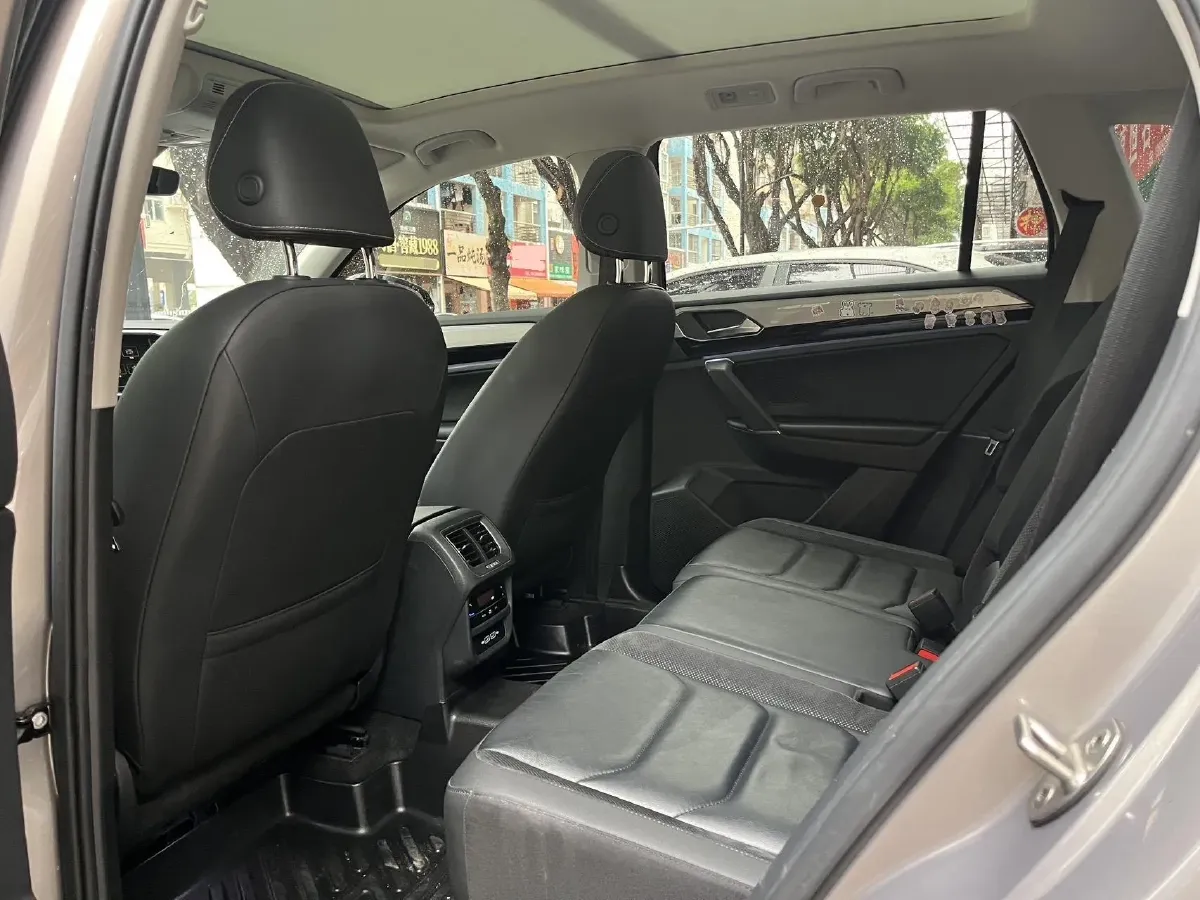 2020 Volkswagen Tayron 2.0T 186HP L4 7DCT,autocango,china used car exporter,china ev exporter,chinese used car exporter,chinese used ev exporter