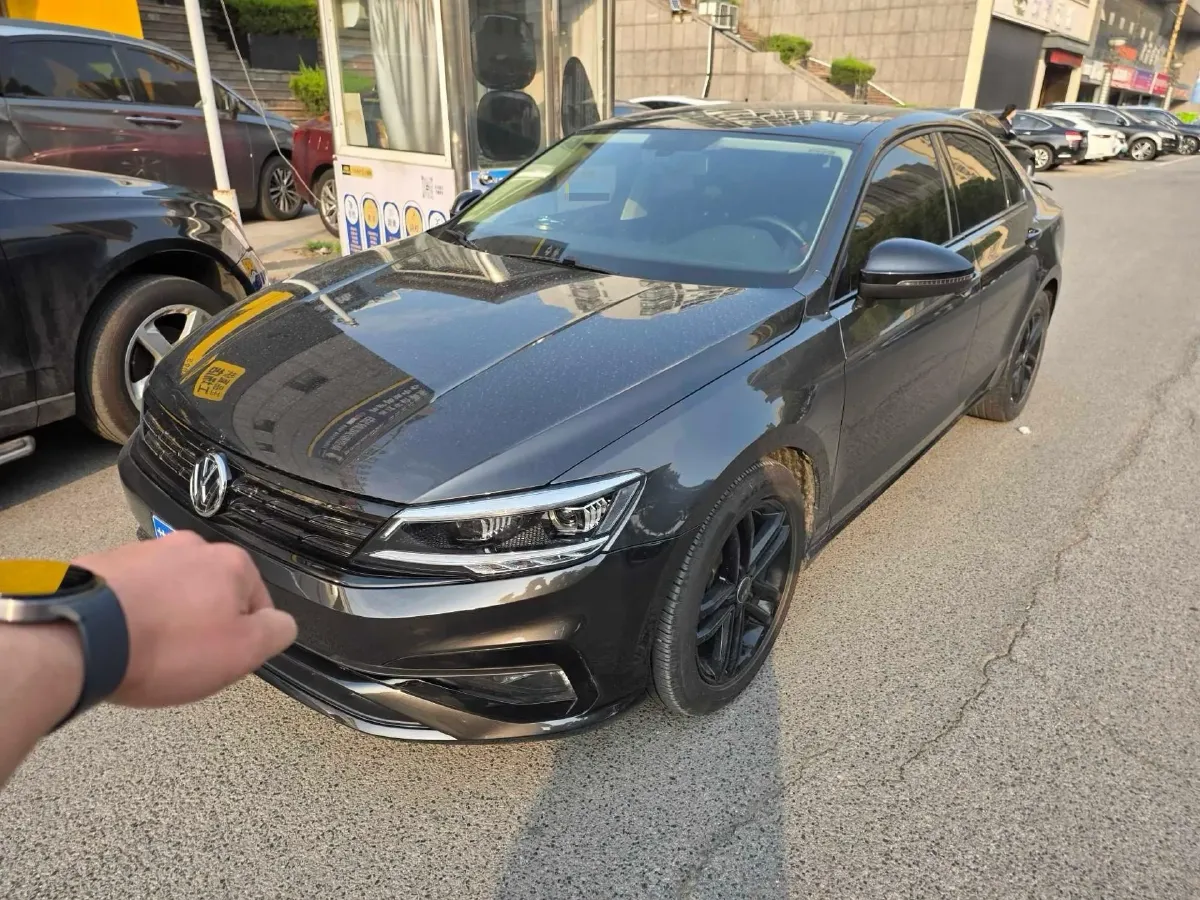 2021 Volkswagen Lamando 1.4T 150HP L4 7DCT,autocango,china used car exporter,china ev exporter,chinese used car exporter,chinese used ev exporter