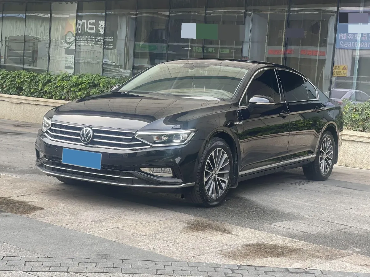 2020 Volkswagen Magotan 2.0T 186HP L4 7DCT,autocango,china used car exporter,china ev exporter,chinese used car exporter,chinese used ev exporter
