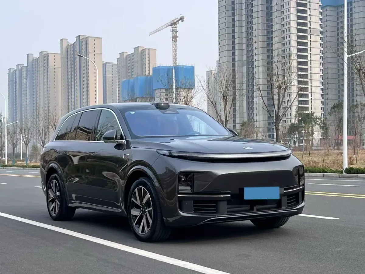 2023 Li L8 Range Extended 154HP REEV 40.9KWH,autocango,china used car exporter,china ev exporter,chinese used car exporter,chinese used ev exporter
