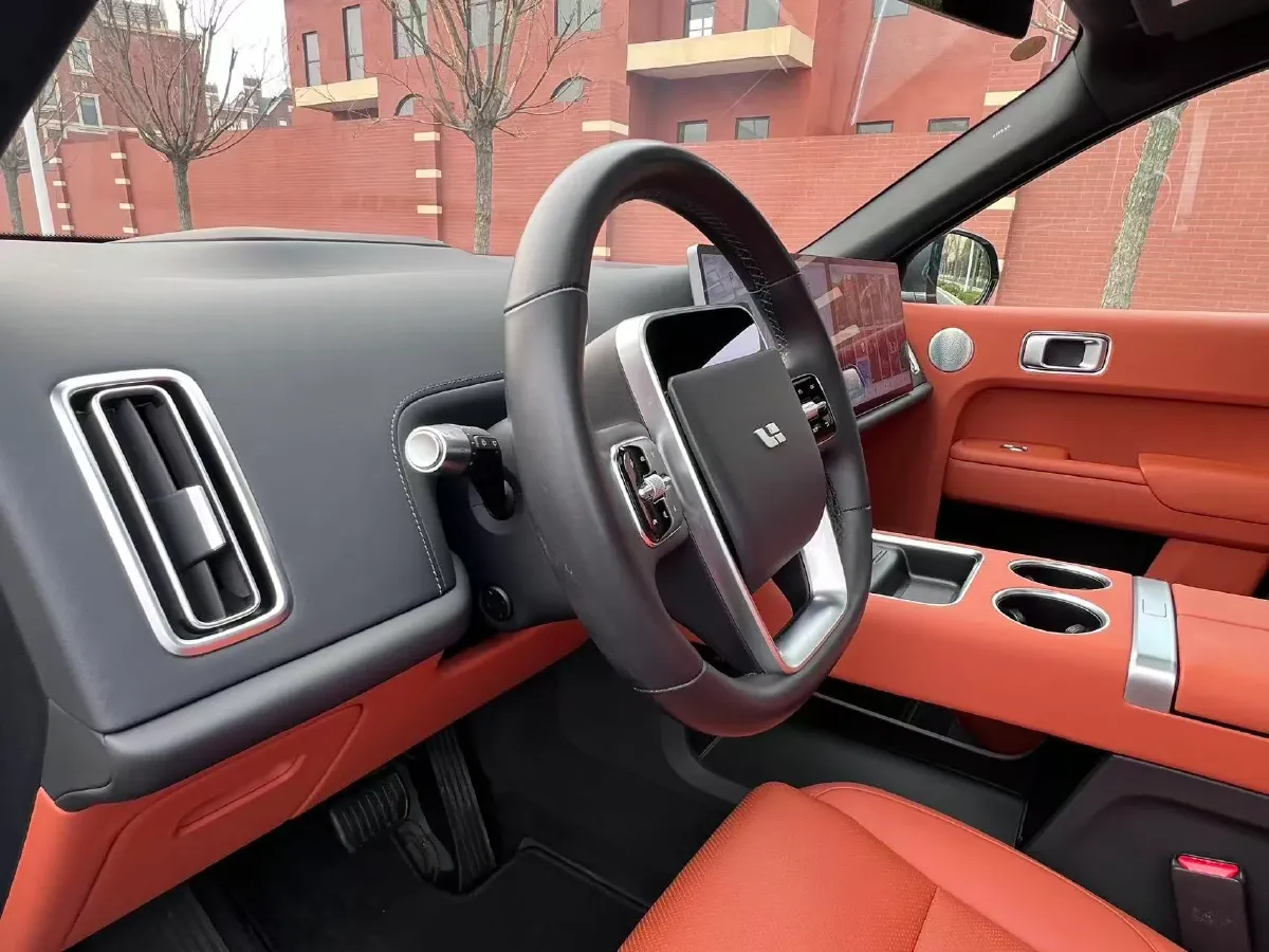 2023 Li L8 Range Extended 154HP REEV 40.9KWH,autocango,china used car exporter,china ev exporter,chinese used car exporter,chinese used ev exporter