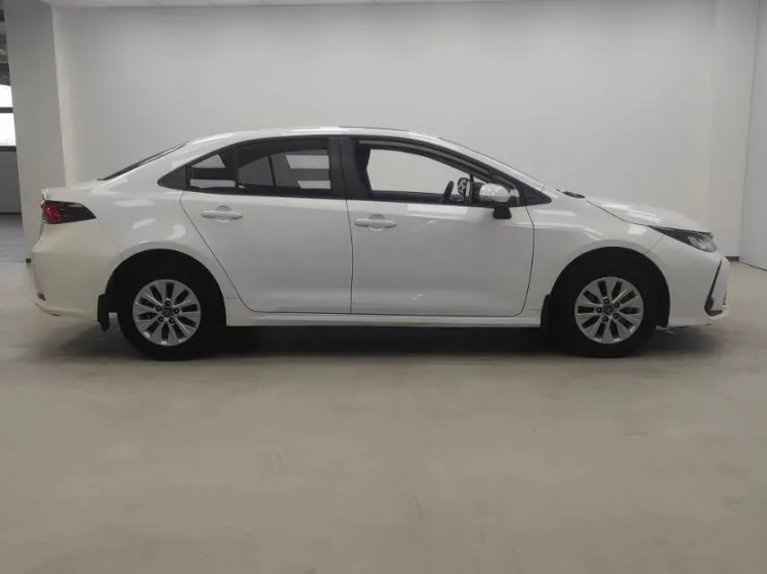 2021 Toyota Corolla 1.2T 116HP L4 CVT,autocango,china used car exporter,china ev exporter,chinese used car exporter,chinese used ev exporter