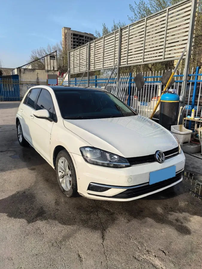 2018 Volkswagen Golf 1.6L 110HP L4 6AT,autocango,china used car exporter,china ev exporter,chinese used car exporter,chinese used ev exporter