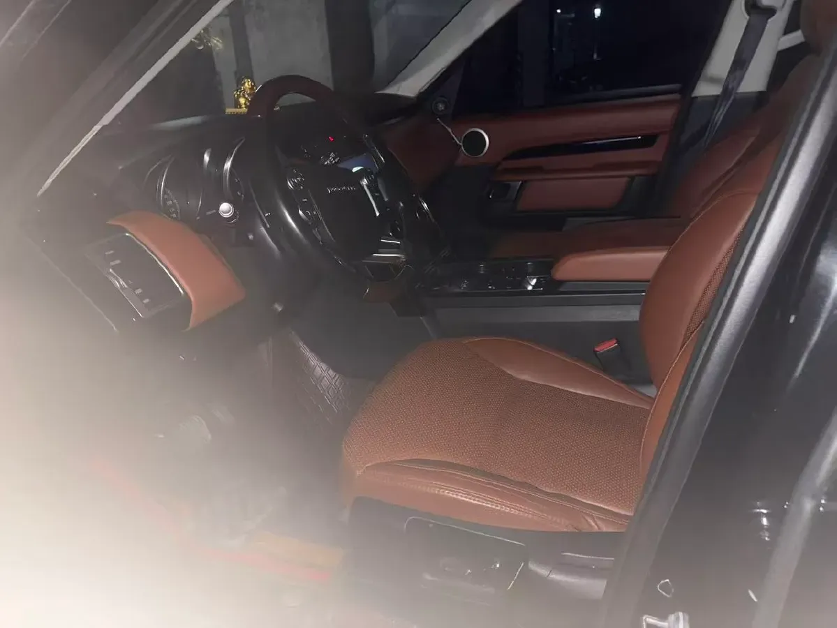 2017 Land Rover Discovery Sport 2.0T 241HP L4 9AT,autocango,china used car exporter,china ev exporter,chinese used car exporter,chinese used ev exporter