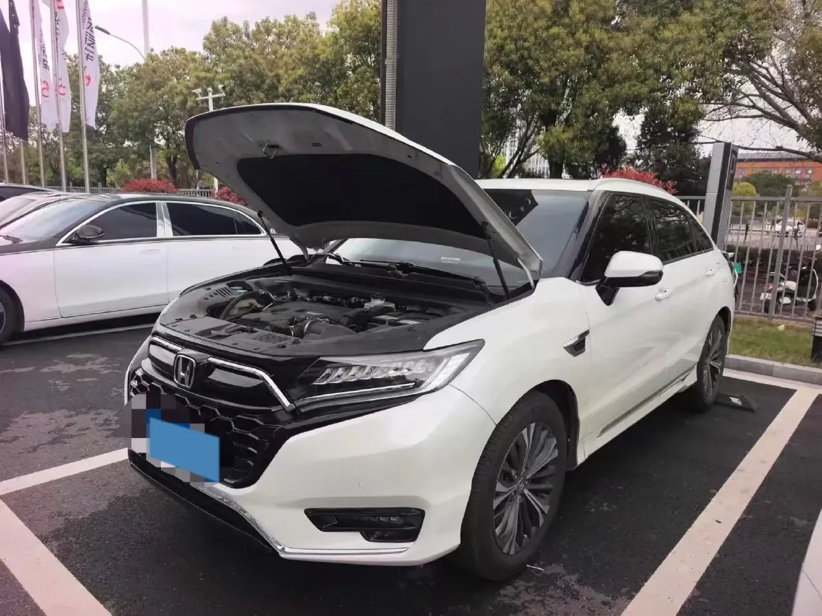 2020 Honda UR-V 2.0T 272HP L4 9AT,autocango,china used car exporter,china ev exporter,chinese used car exporter,chinese used ev exporter