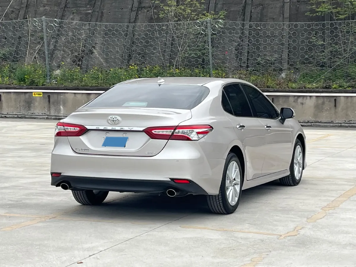 2021 Toyota Camry 2.0L 178HP L4 CVT,autocango,china used car exporter,china ev exporter,chinese used car exporter,chinese used ev exporter