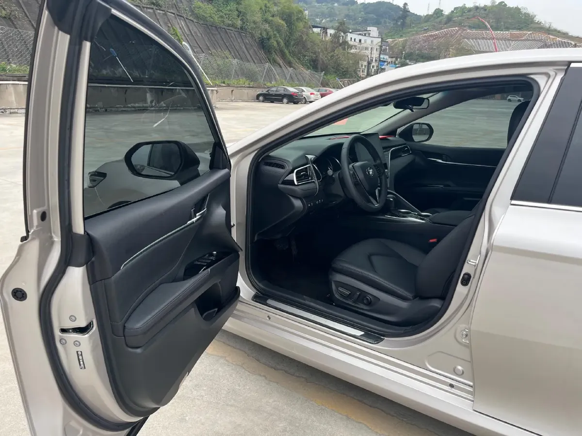 2021 Toyota Camry 2.0L 178HP L4 CVT,autocango,china used car exporter,china ev exporter,chinese used car exporter,chinese used ev exporter