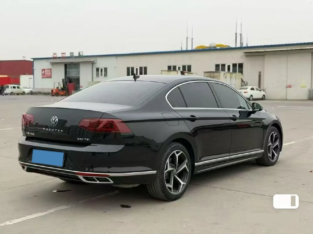 2023 Volkswagen Magotan 2.0T 186HP L4 7DCT,autocango,china used car exporter,china ev exporter,chinese used car exporter,chinese used ev exporter