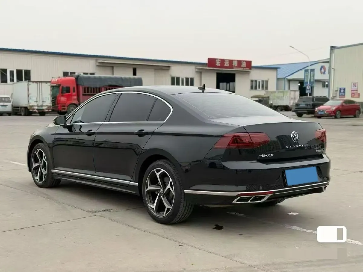 2023 Volkswagen Magotan 2.0T 186HP L4 7DCT,autocango,china used car exporter,china ev exporter,chinese used car exporter,chinese used ev exporter