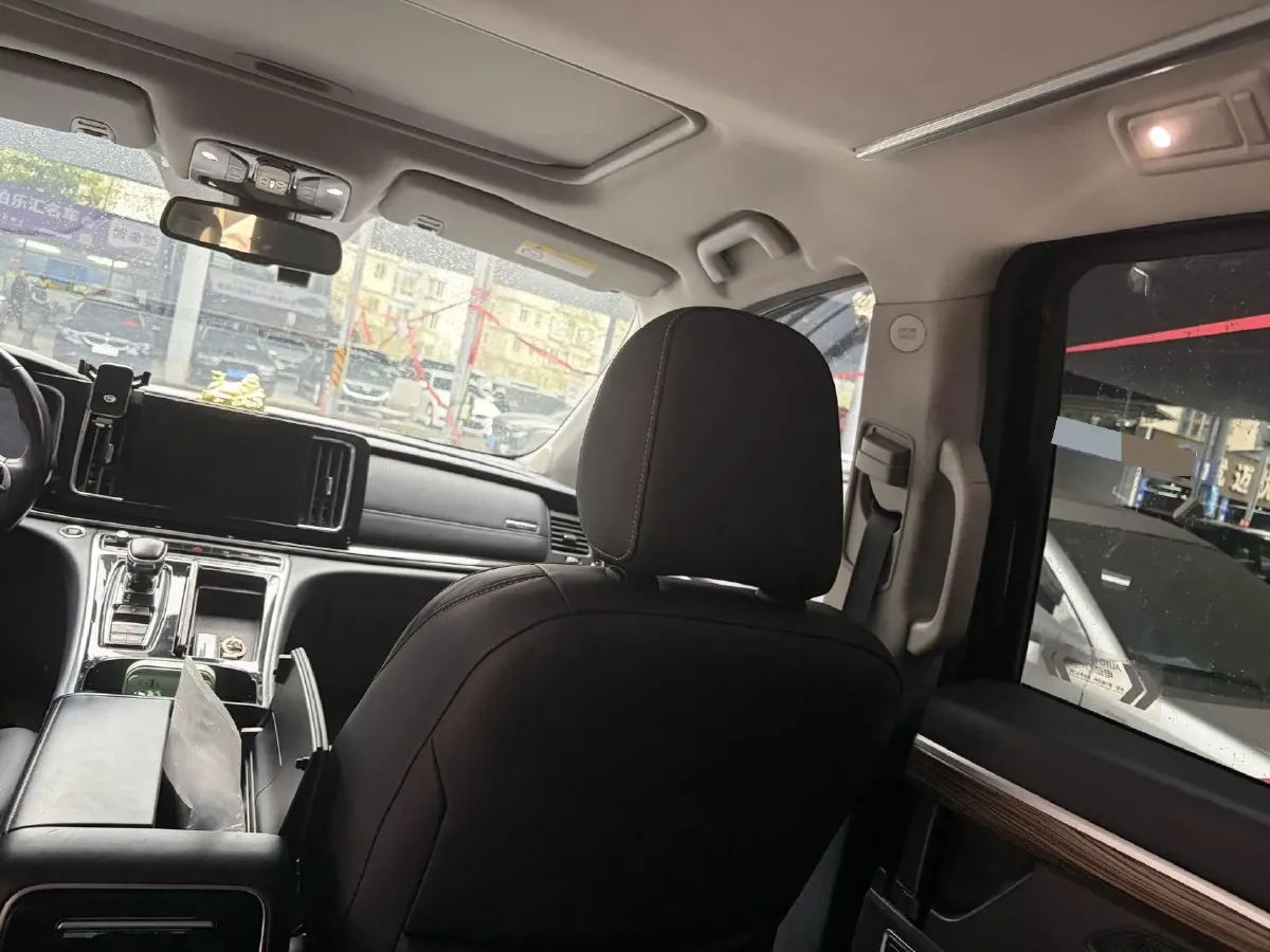 2021 GAC Trumpchi M8 2.0T 252HP L4 8AT,autocango,china used car exporter,china ev exporter,chinese used car exporter,chinese used ev exporter