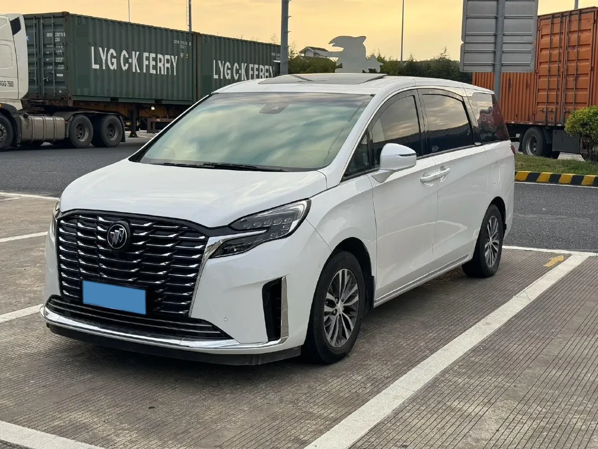 2023 Buick GL8 2.0T 237HP L4 9AT,autocango,china used car exporter,china ev exporter,chinese used car exporter,chinese used ev exporter