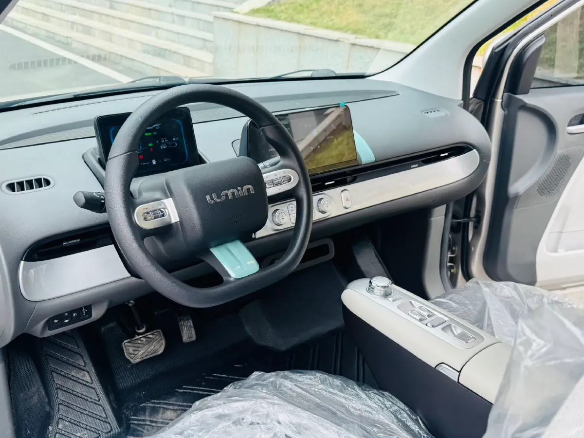 2025 LingBox BOX BEV 19.2KWH,autocango,china used car exporter,china ev exporter,chinese used car exporter,chinese used ev exporter