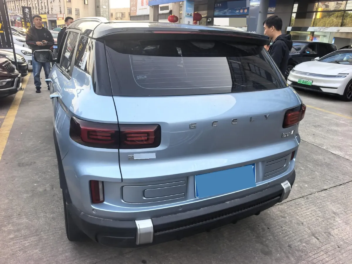 2023 Geely ICON 1.5T 181HP L4 7DCT,autocango,china used car exporter,china ev exporter,chinese used car exporter,chinese used ev exporter