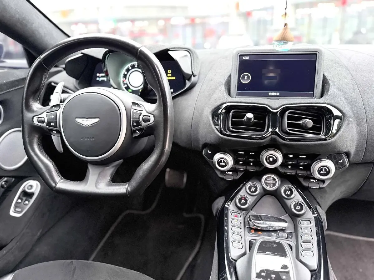 2018 Aston Martin V8 Vantage 4.0T 510HP V8 8AT,autocango,china used car exporter,china ev exporter,chinese used car exporter,chinese used ev exporter