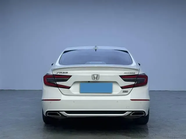 2022 Honda Accord 1.5T 194HP L4 CVT,autocango,china used car exporter,china ev exporter,chinese used car exporter,chinese used ev exporter
