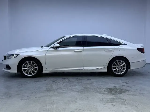 2022 Honda Accord 1.5T 194HP L4 CVT,autocango,china used car exporter,china ev exporter,chinese used car exporter,chinese used ev exporter