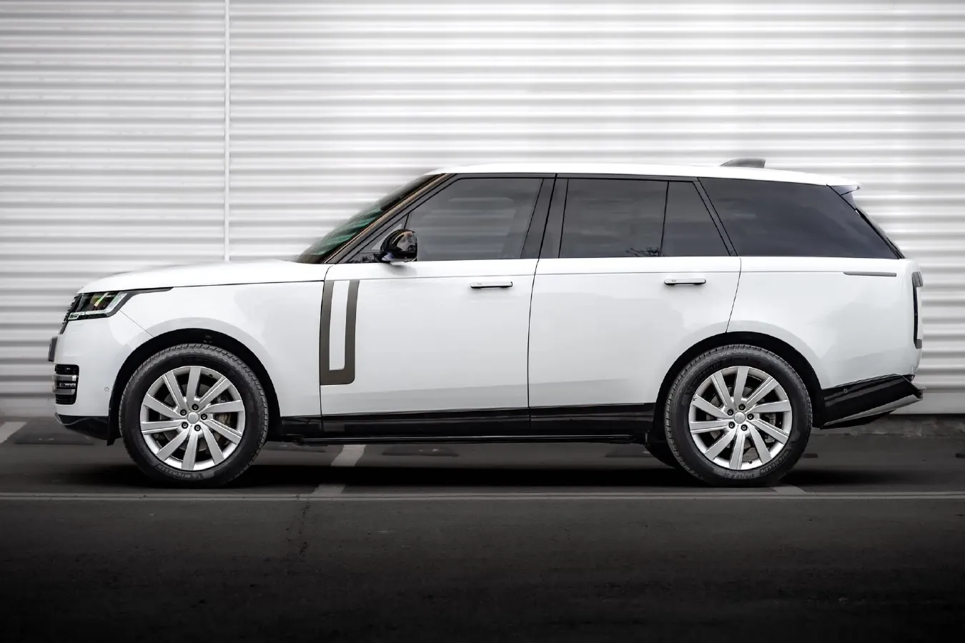 2024 Land Rover Range Rover 3.0T 360HP L6 8AT,autocango,china used car exporter,china ev exporter,chinese used car exporter,chinese used ev exporter