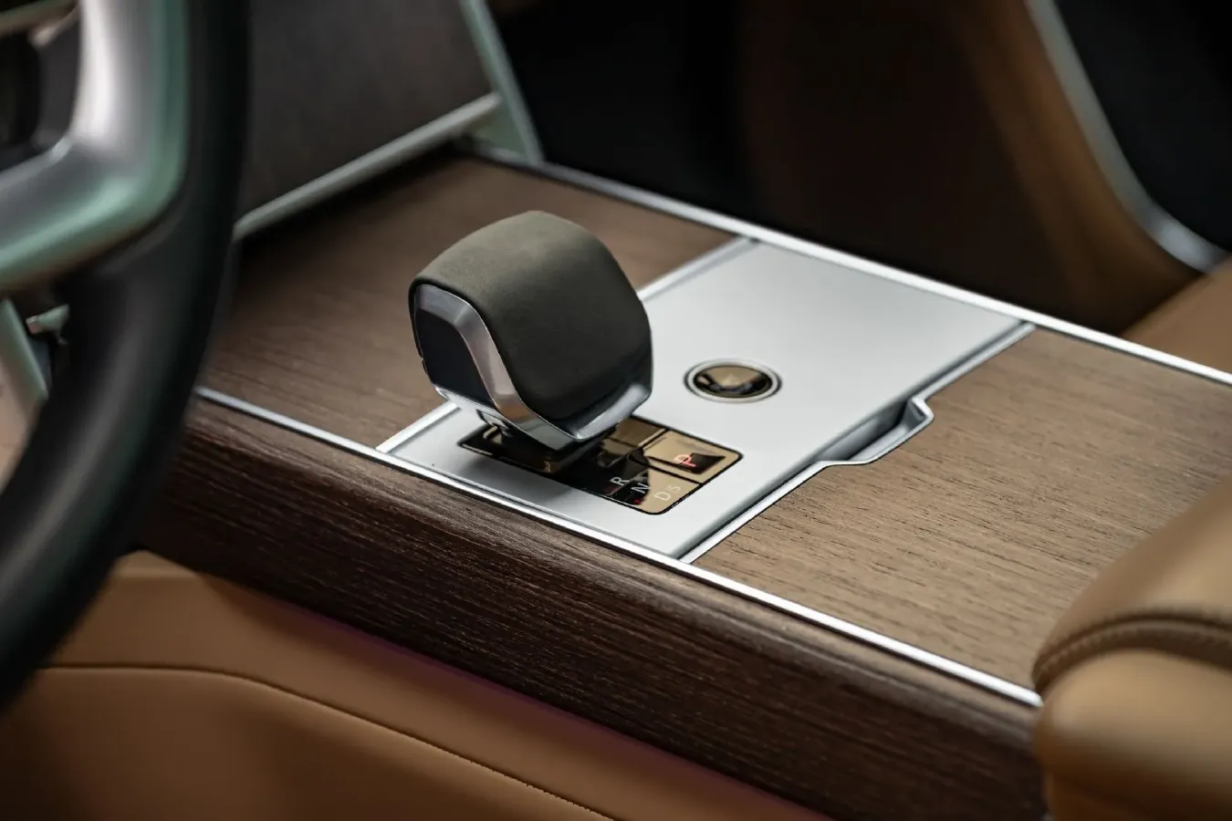 2024 Land Rover Range Rover 3.0T 360HP L6 8AT,autocango,china used car exporter,china ev exporter,chinese used car exporter,chinese used ev exporter