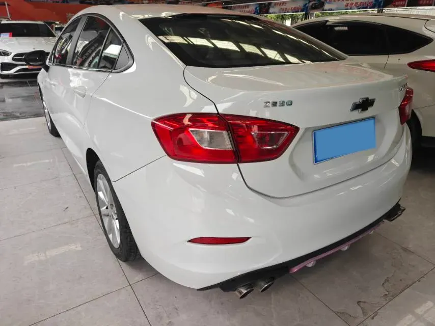 2018 Chevrolet Cruze 1.5L 114HP L4 6AT,autocango,china used car exporter,china ev exporter,chinese used car exporter,chinese used ev exporter