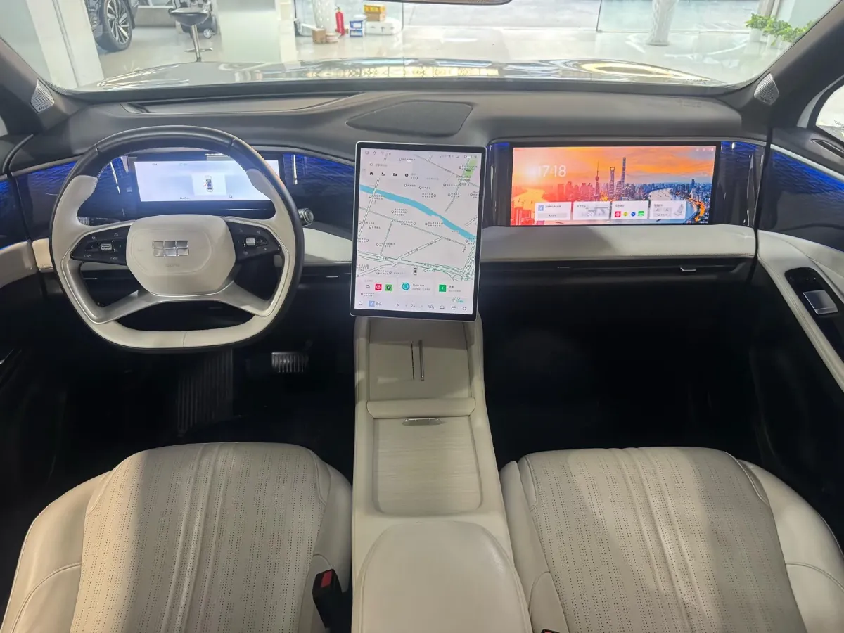 2023 Geely Galaxy L7 1.5T 163HP L4 3DHT PHEV 18.7KWH,autocango,china used car exporter,china ev exporter,chinese used car exporter,chinese used ev exporter