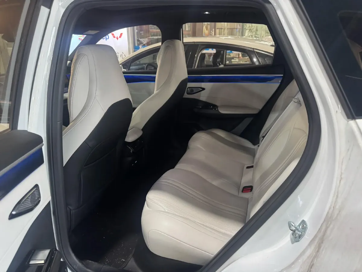 2023 Geely Galaxy L7 1.5T 163HP L4 3DHT PHEV 18.7KWH,autocango,china used car exporter,china ev exporter,chinese used car exporter,chinese used ev exporter