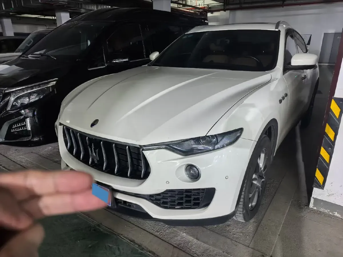 2019 Maserati Levante 3.0T 350HP V6 8AT,autocango,china used car exporter,china ev exporter,chinese used car exporter,chinese used ev exporter