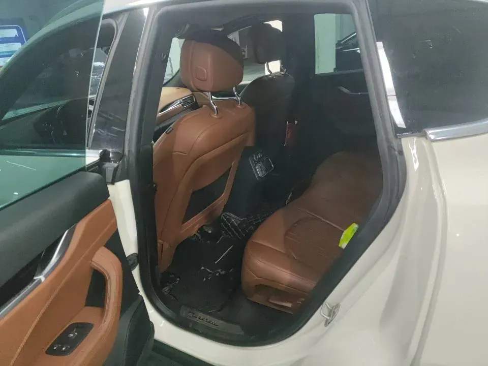 2019 Maserati Levante 3.0T 350HP V6 8AT,autocango,china used car exporter,china ev exporter,chinese used car exporter,chinese used ev exporter