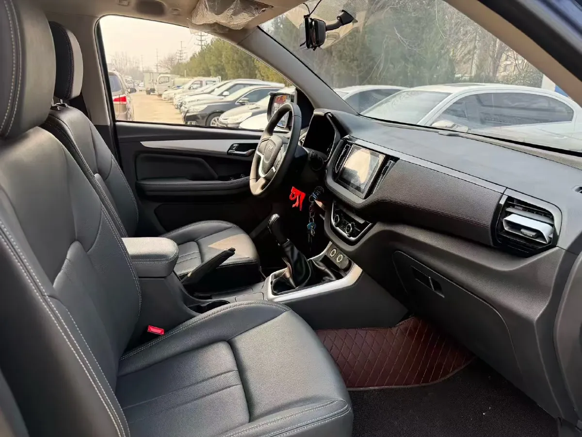 2024 Isuzu Jim 2.8T 120HP L4 5MT,autocango,china used car exporter,china ev exporter,chinese used car exporter,chinese used ev exporter