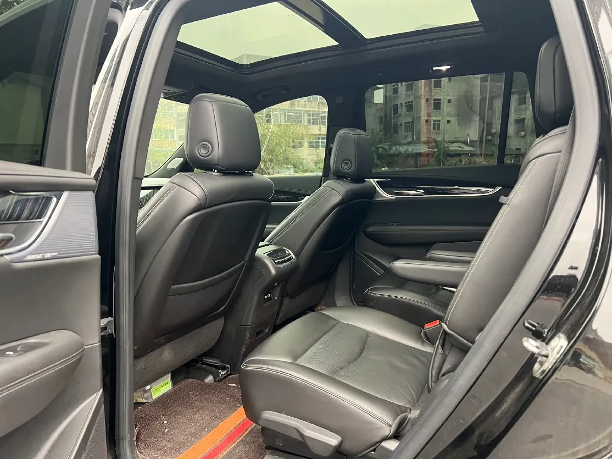 2022 Cadillac XT6 2.0T 237HP L4 9AT,autocango,china used car exporter,china ev exporter,chinese used car exporter,chinese used ev exporter