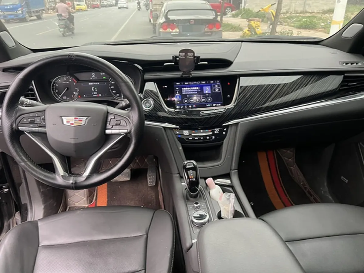 2022 Cadillac XT6 2.0T 237HP L4 9AT,autocango,china used car exporter,china ev exporter,chinese used car exporter,chinese used ev exporter