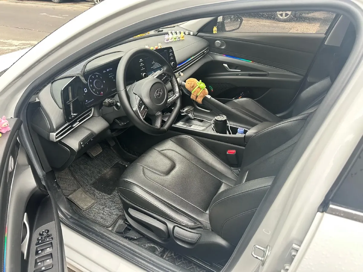 2021 Hyundai Elantra 1.5L 115HP L4 CVT,autocango,china used car exporter,china ev exporter,chinese used car exporter,chinese used ev exporter