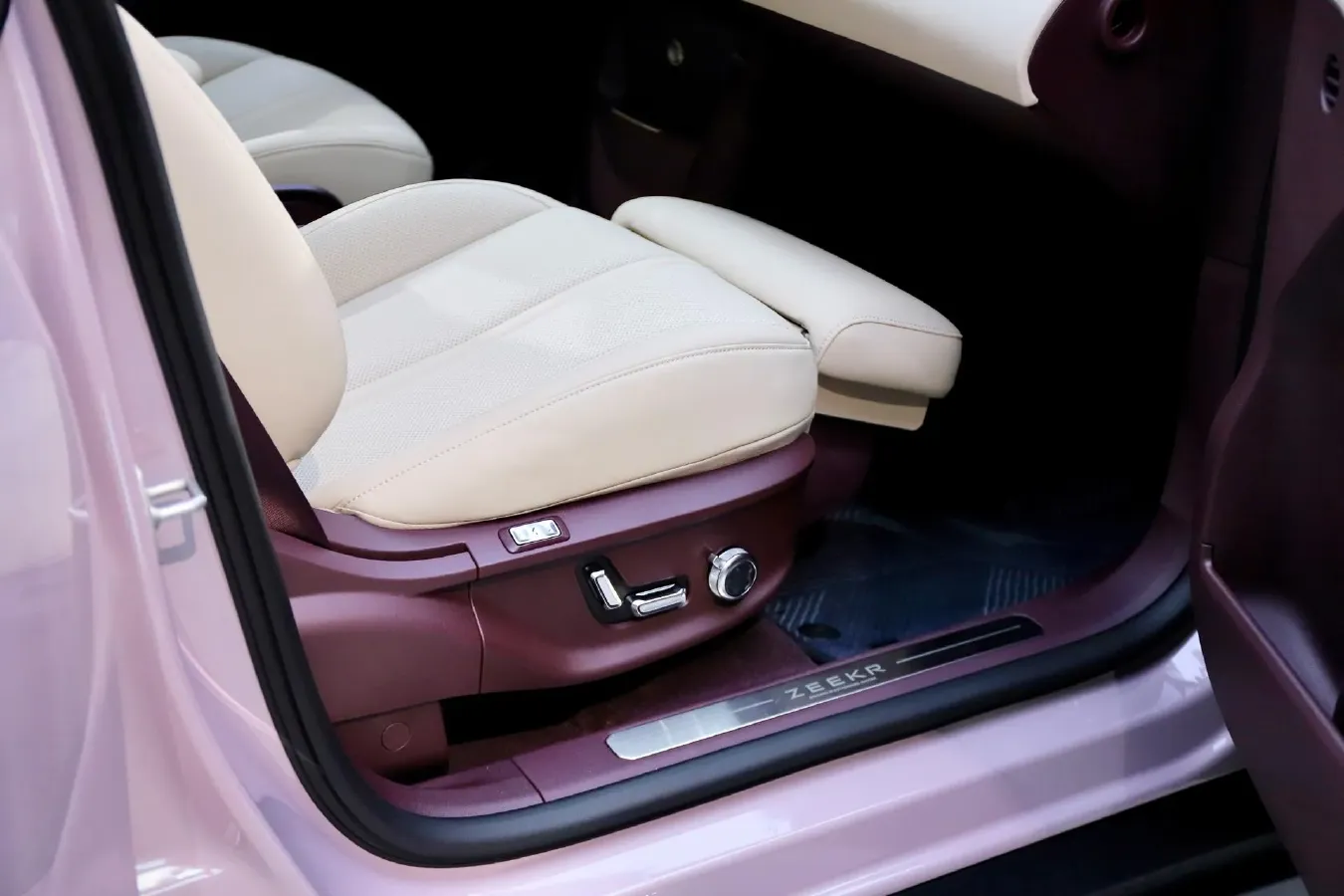 2025 BYD Sea Lion 06 BEV,autocango,china used car exporter,china ev exporter,chinese used car exporter,chinese used ev exporter